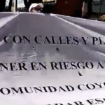 Locatarias y locatarios del Mercado Artesanal de Coyoacán protestan contra la corrupción de la alcaldía