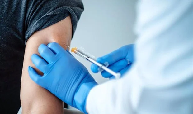 Cruz Roja Mexicana Ofrece Vacuna Pfizer COVID-19