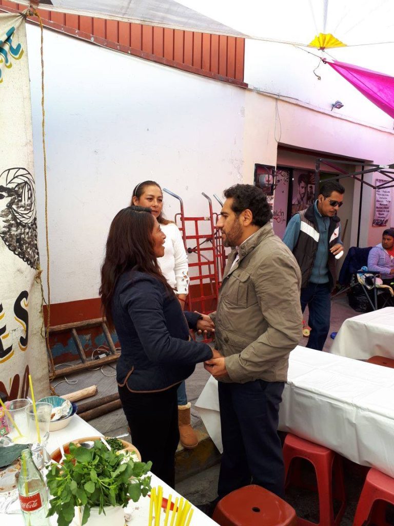 Avanza la pavimentación de minas en Metepec con Carlos Santiago Vega.