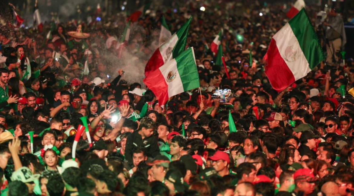 400 mil personas se reunieron en el Ángel para celebrar a México