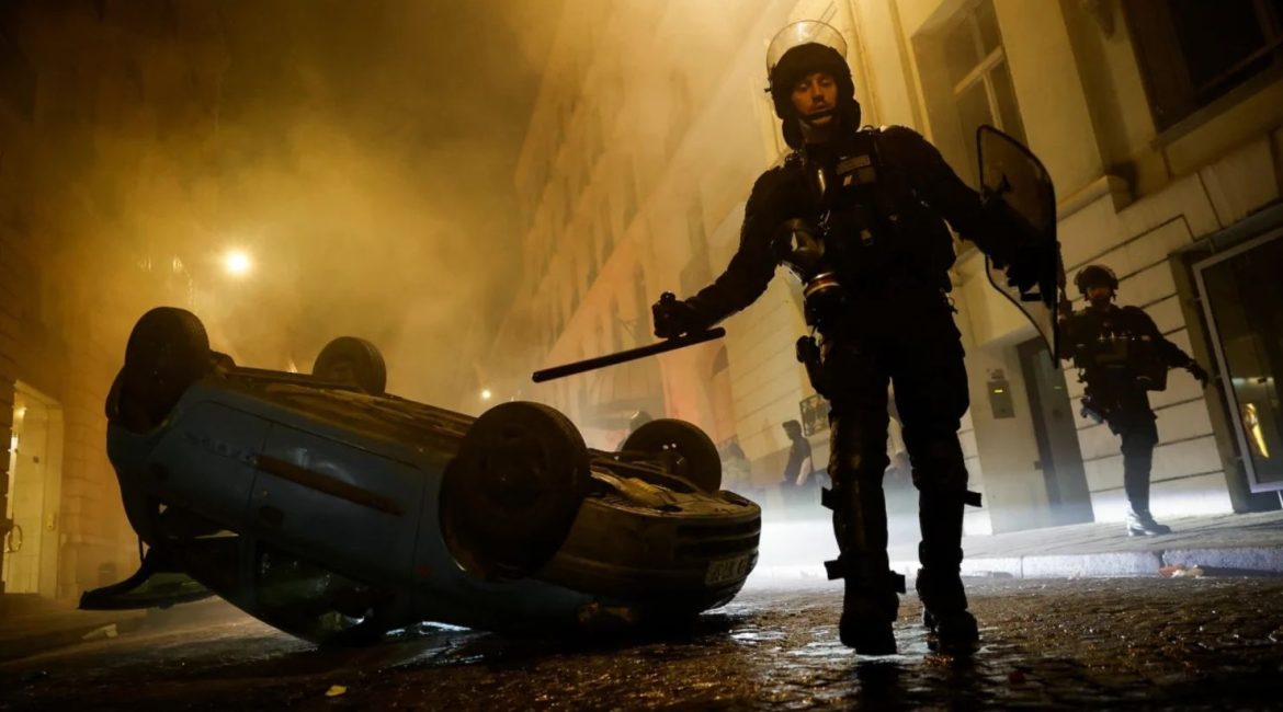Más de 890 detenidos dejó la celebración del PSG en Francia