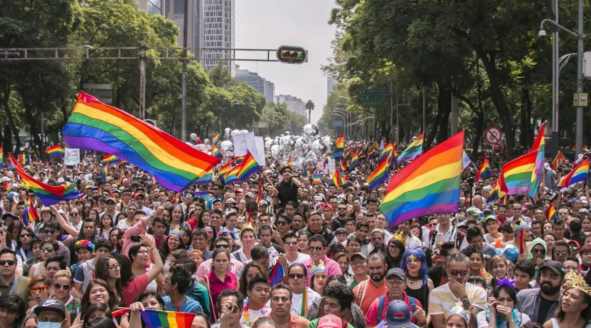 550 mil personas se reunieron para celebrar la 48va edición de la marcha LGBT+ en la CDMX