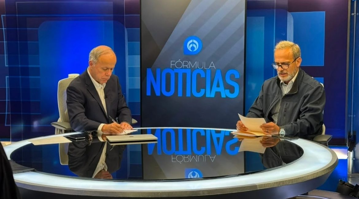 Israel Vallarta acudió al programa Por la Mañana, de Radio Fórmula, para ejercer su derecho de réplica
