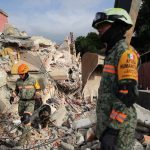 Ejército Mexicano rescata a niño de escombros en Venezuela