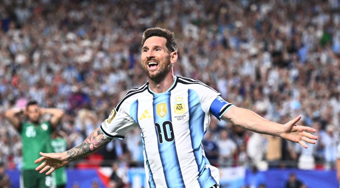 La selección de Argentina comenzó con el pie derecho la defensa de su título mundialista al vencer a Argelia