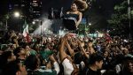La secretaria de Salud de la Ciudad de México, Nadine Gasman, llamó a la población a evitar la práctica conocida como "Quiero volar"