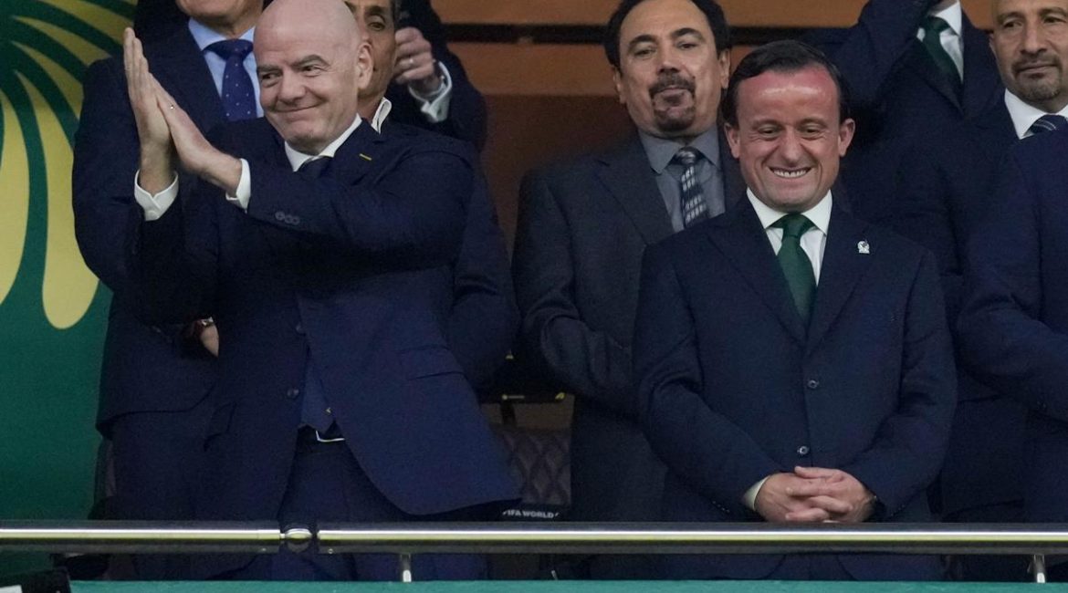 La Federación Mexicana de Futbol (FMF) tomó distancia de la postura adoptada por la Concacaf y la UEFA respecto a la propuesta de la FIFA