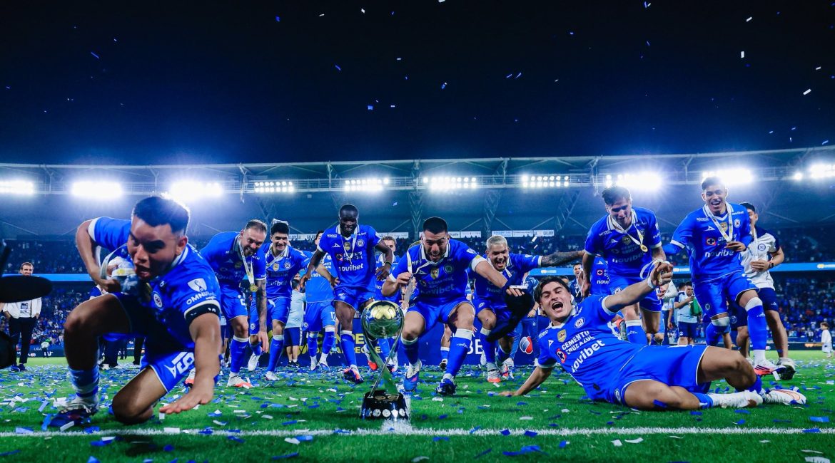 Cruz Azul comenzó la temporada 2026-2027 con un nuevo título al derrotar 3-1 a Toluca y conquistar el Campeón de Campeones