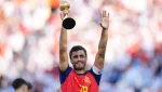 Rodri recibe el Balón de Oro tras el título mundial