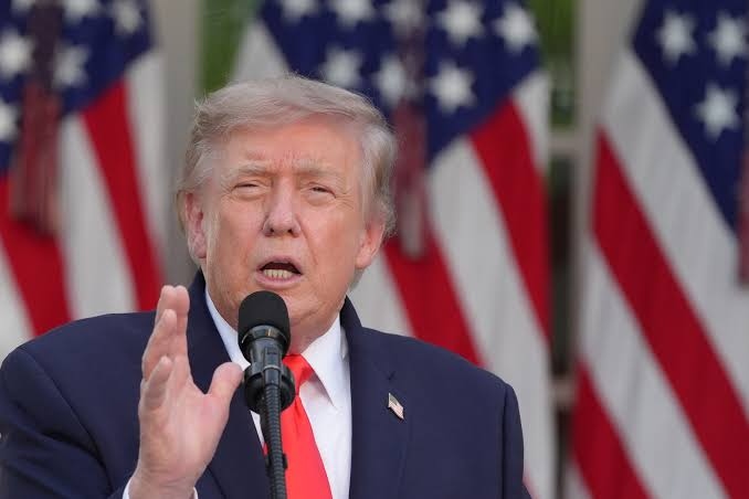 Trump vuelve a hablar del «estado 51» de EE.UU.
