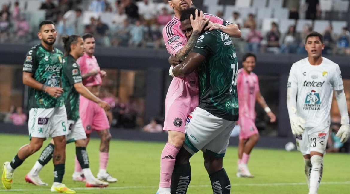 Messi vuelve a jugar tras el fallecimiento de Jorge Messi