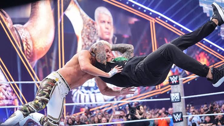 SummerSlam 2026: CM Punk retiene ante Cody Rhodes